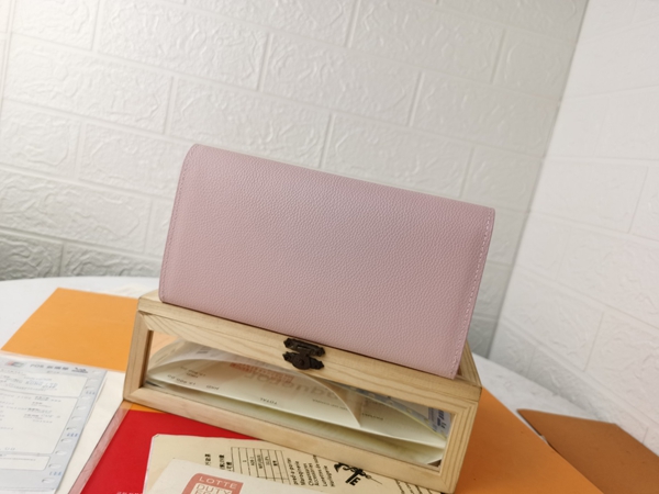 LVコピーウォレット側面デザイン